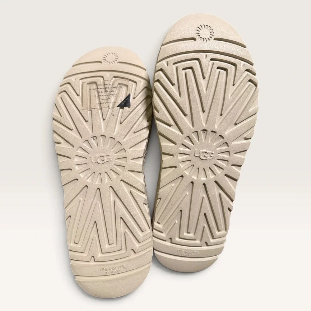 UGG Women's Oh Fluffita Flatform Slide Natural Size 10 Cottagecore Fall Footwear